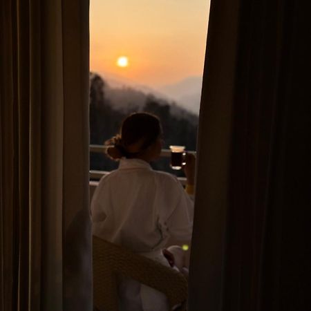 Nazaara -Thhpsociety - Mukteshwar - Witness The View From Your Bed Dış mekan fotoğraf